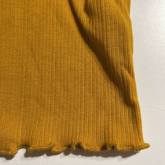 Womens medium crop top - Picture 8 of 9